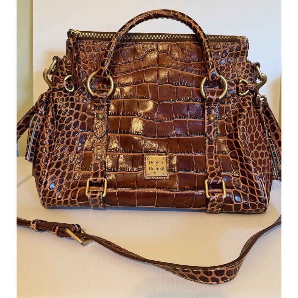 Dooney & Bourke Croco Fino Leather Handbag Brown Satchel Old Money Gold Hardware